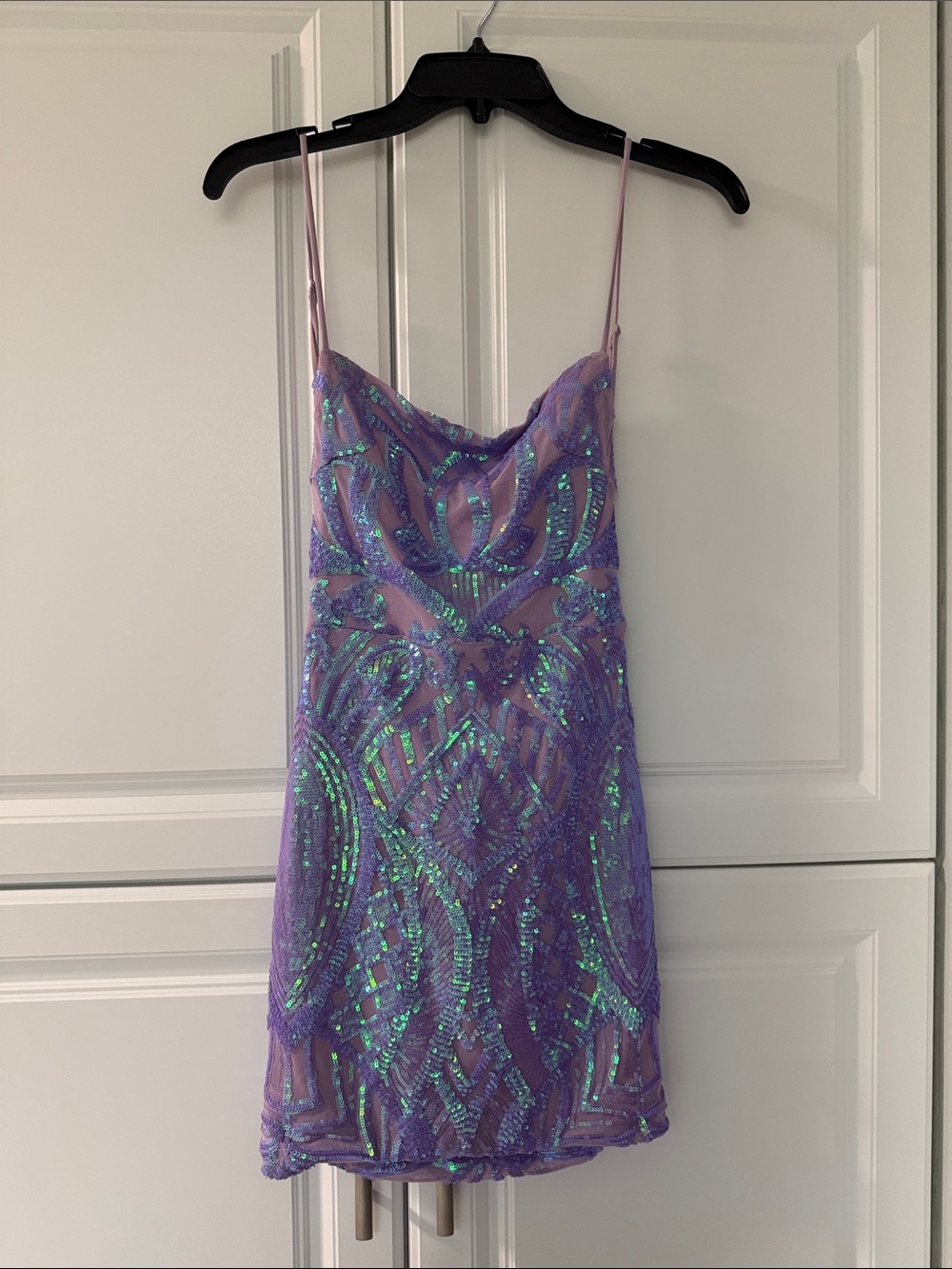 Velvi Lavender Iridescent Sequin Open Back Mini Dress XS Cocktail Prom Party